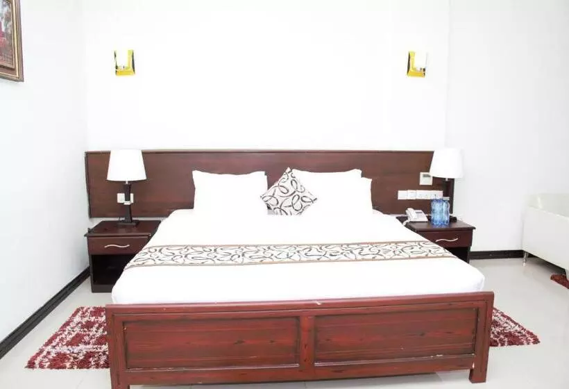 هتل Blue Sapphire