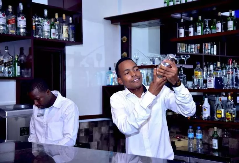 هتل Blue Sapphire