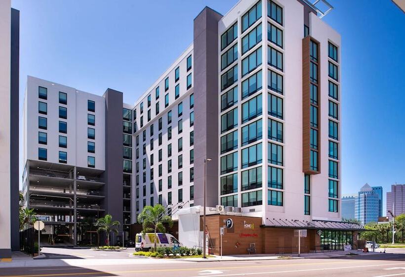 בית מלון כפרי Hampton Inn Tampa Downtown Channel District