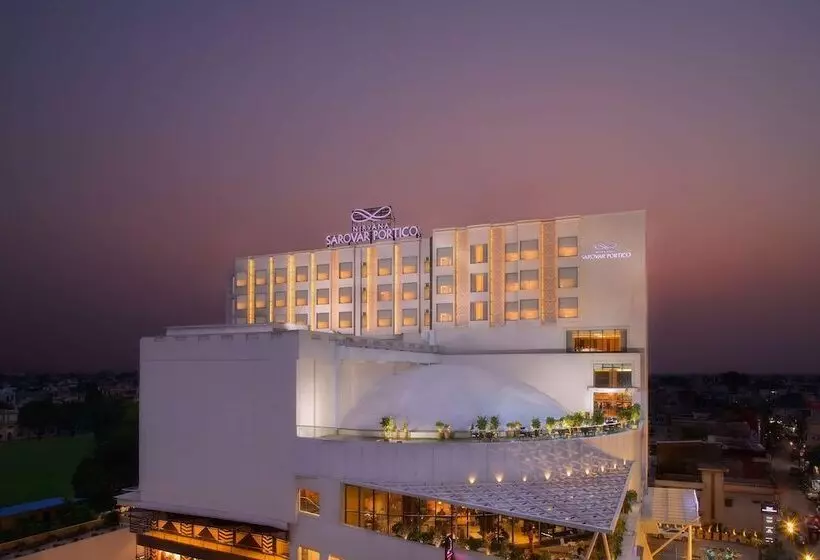 Hotelli Nirvana Sarovar Portico Gorakhpur