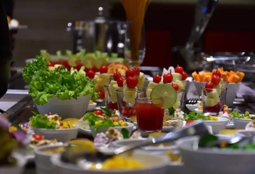 Hotelli Nirvana Sarovar Portico Gorakhpur