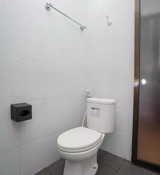 ホテル Oyo 445 Lavender Homestay