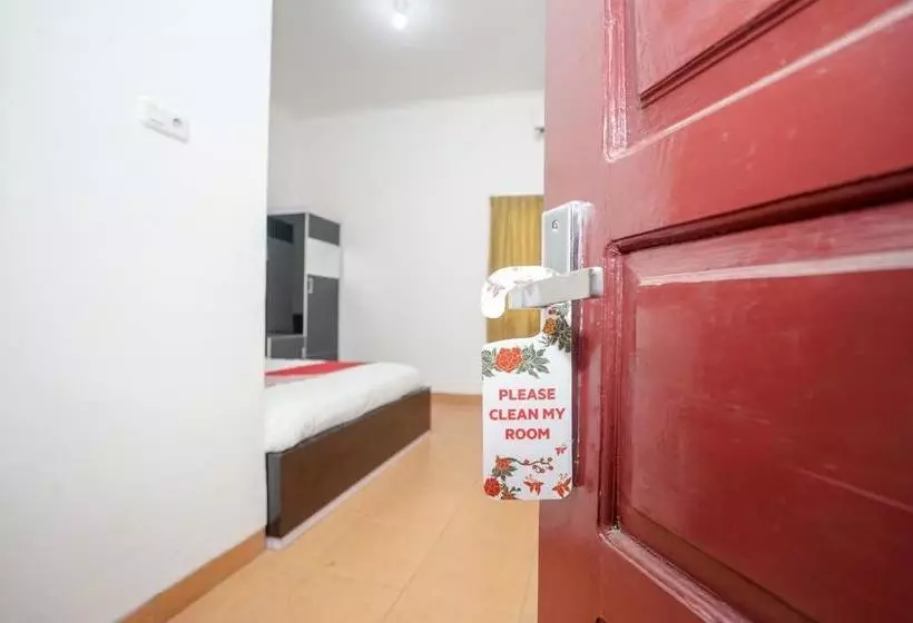 ホテル Oyo 445 Lavender Homestay