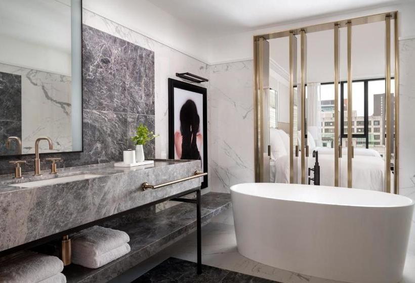 Four Seasons Hotel Montreal