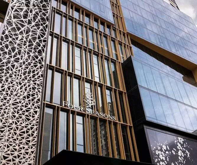 Four Seasons Hotel Montreal