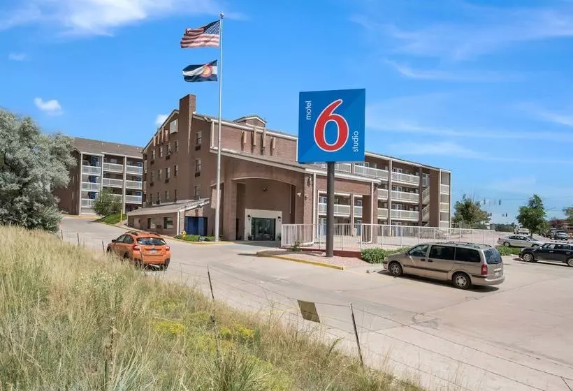 ホテル Studio 6 Colorado Springs, Colorado  Air Force Academy