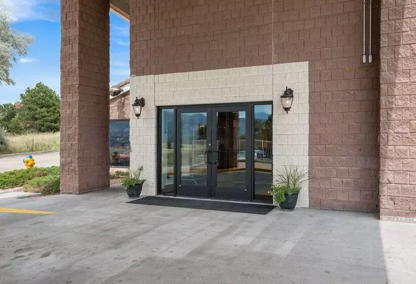 ホテル Studio 6 Colorado Springs, Colorado  Air Force Academy