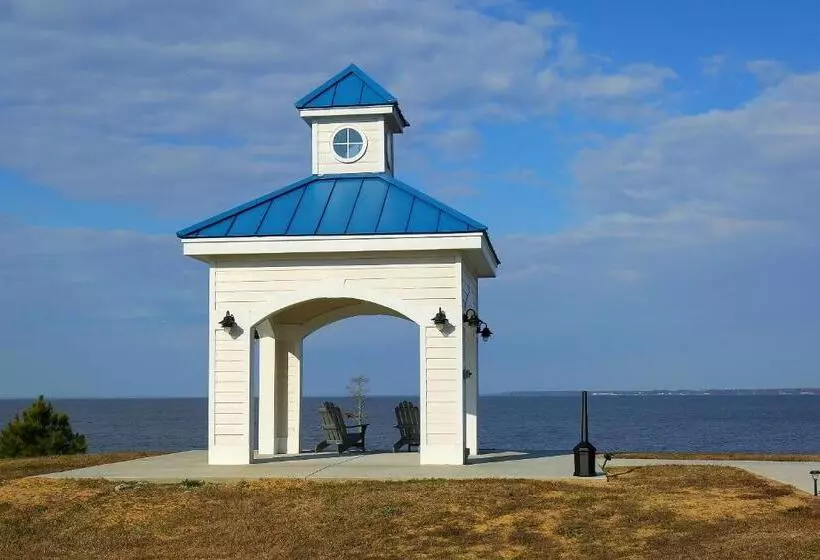 Hotelli Waterside Resort By Capital Vacations