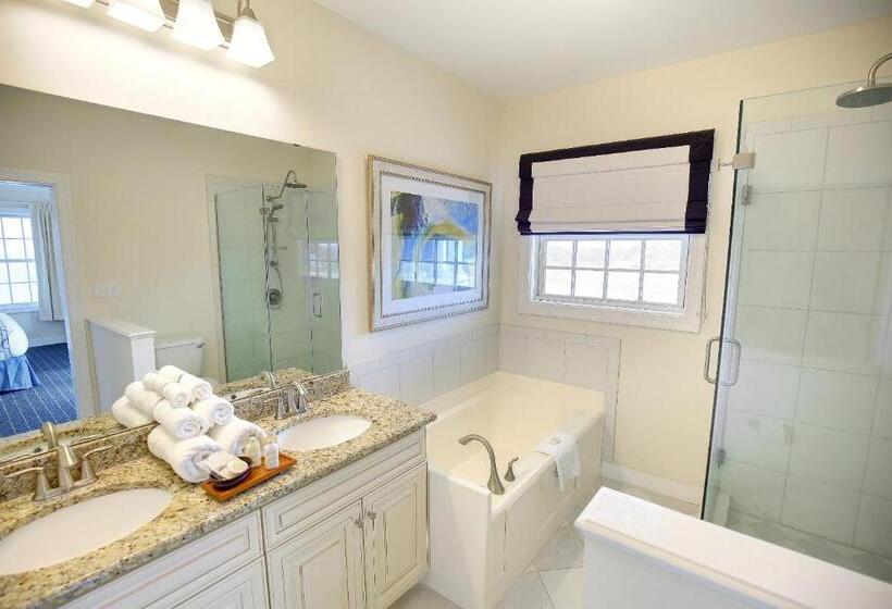 فندق Waterside Resort By Capital Vacations