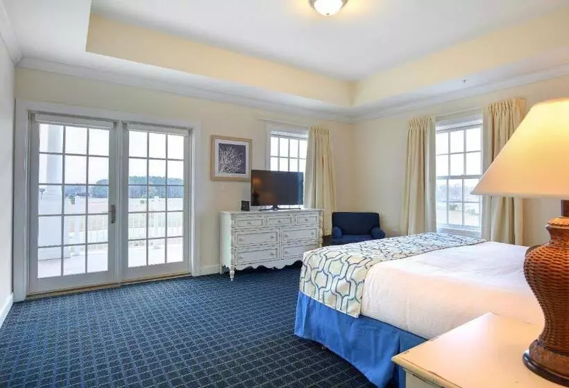 Hotelli Waterside Resort By Capital Vacations