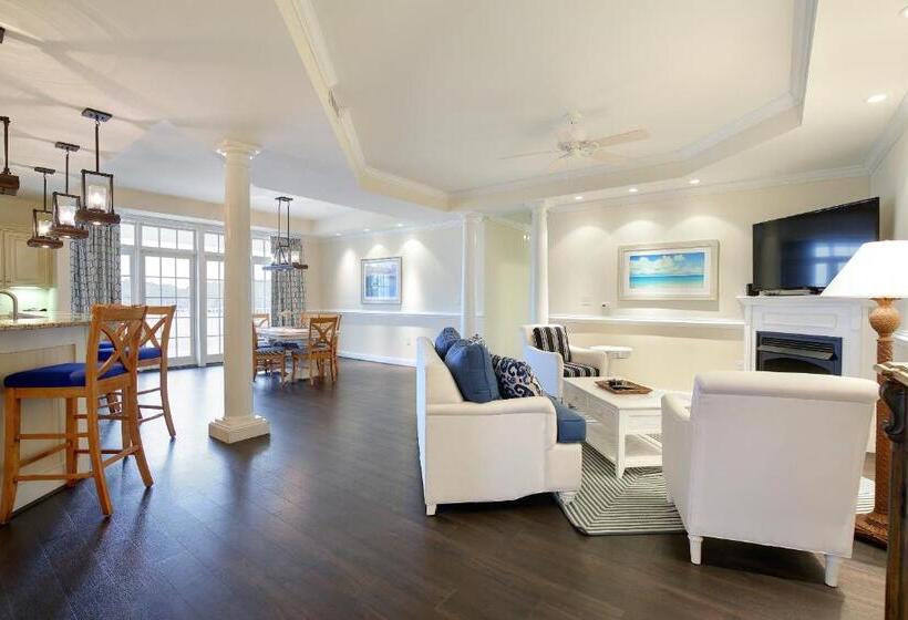 فندق Waterside Resort By Capital Vacations