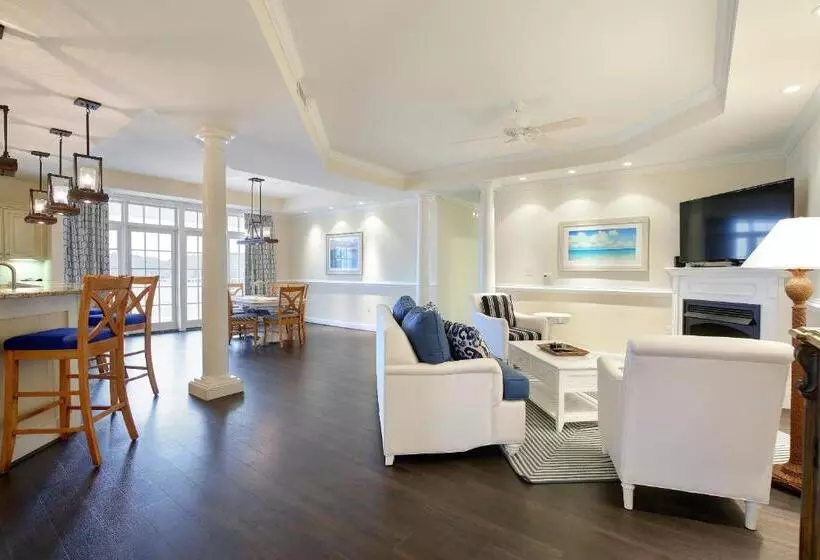 Hotelli Waterside Resort By Capital Vacations