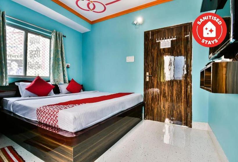 Отель Capital O 27616 Mega Royal