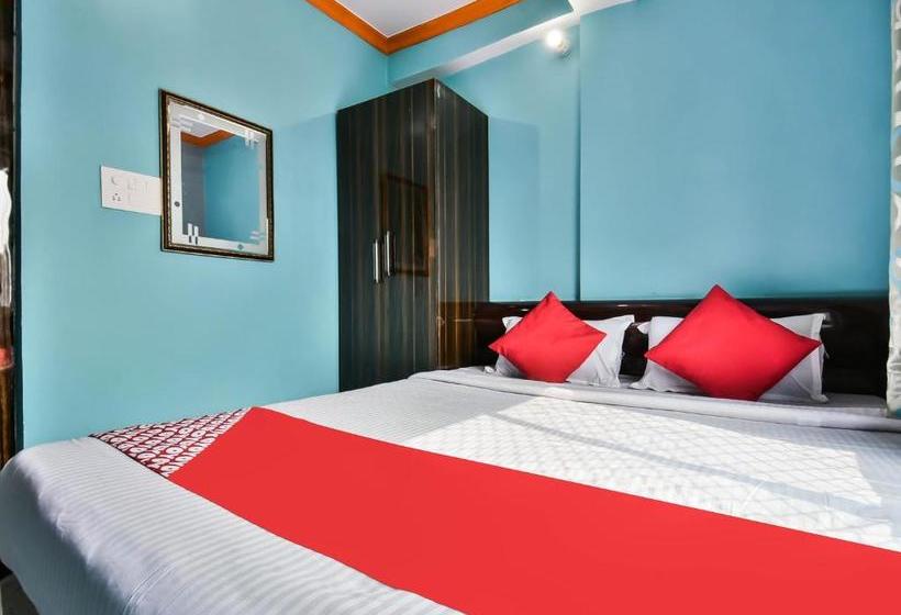 Отель Capital O 27616 Mega Royal