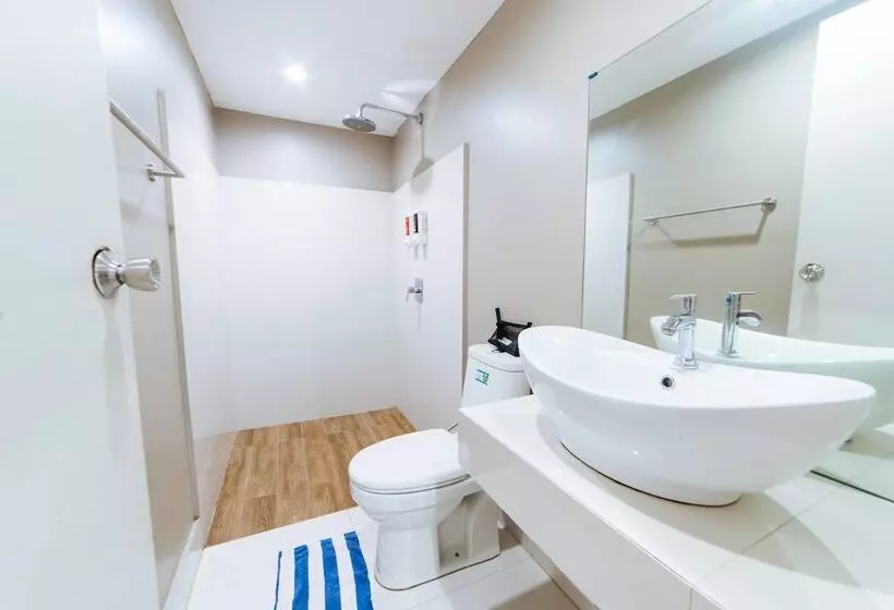 ペンション Reddoorz At Samat Mandaluyong