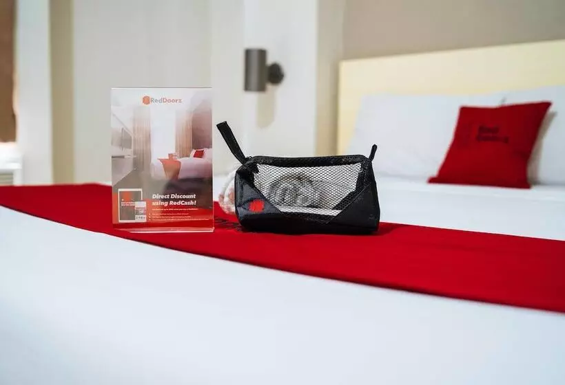 ペンション Reddoorz At Samat Mandaluyong