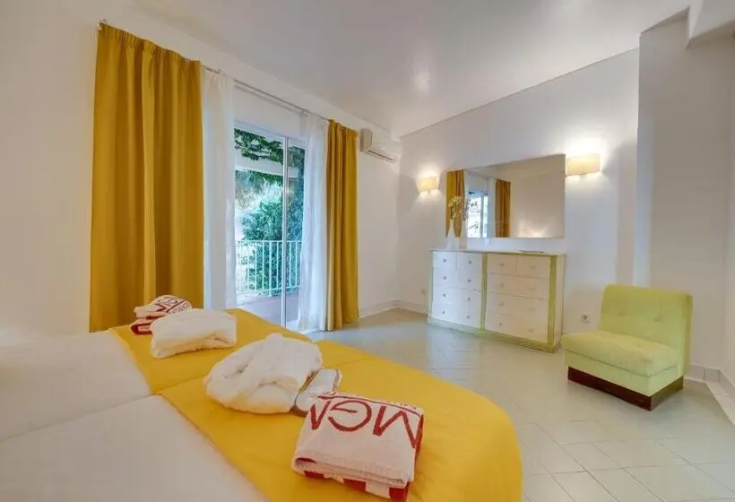 Sunrise Beach Villa, Albufeira by Delilah Collection
