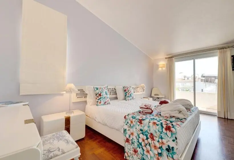 Sunrise Beach Villa, Albufeira by Delilah Collection