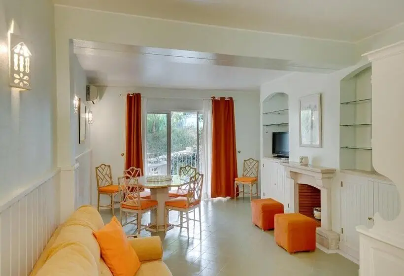 Sunrise Beach Villa, Albufeira by Delilah Collection