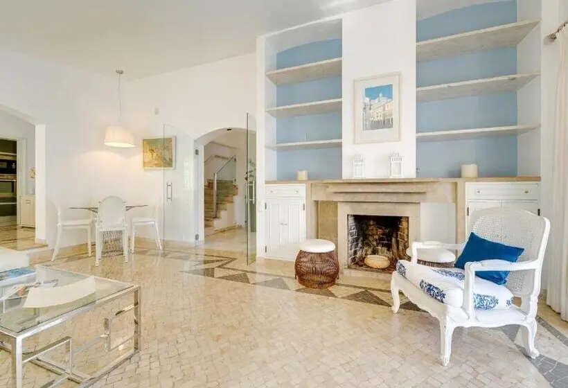 Sunrise Beach Villa, Albufeira by Delilah Collection