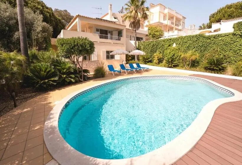 Sunrise Beach Villa, Albufeira by Delilah Collection