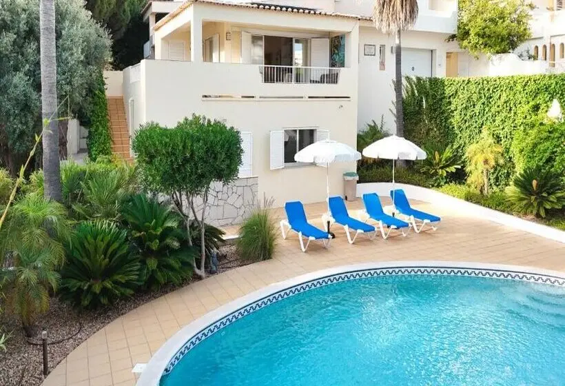 Sunrise Beach Villa, Albufeira by Delilah Collection