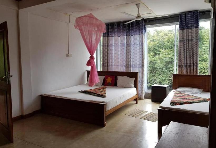 בית מלון כפרי Border