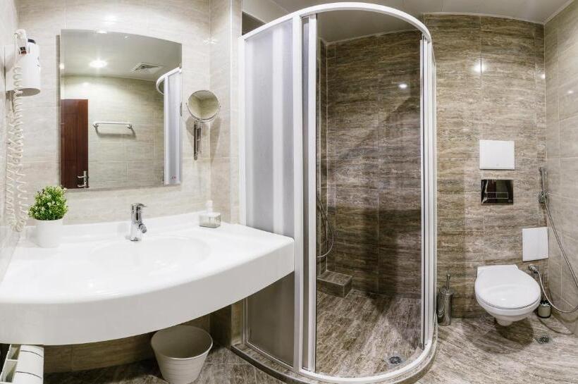 Family Hotel Ring & Thermal