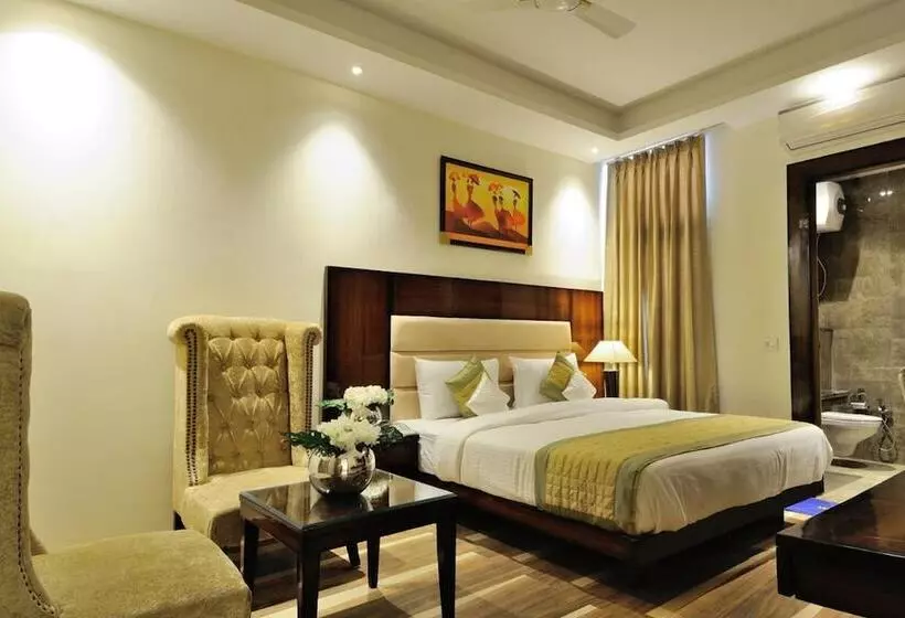 ホテル Peridot Near Igi Delhi Airport