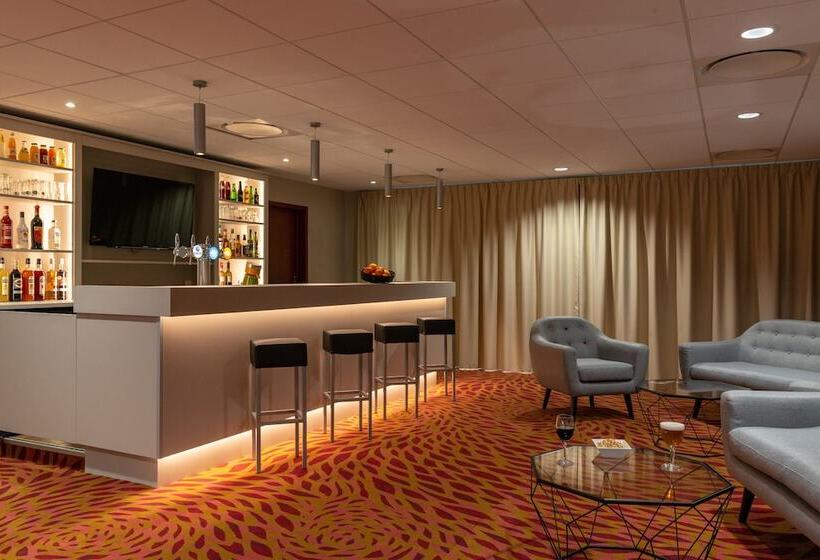 فندق The Originals City, Hôtel Acadine, Pontaudemer