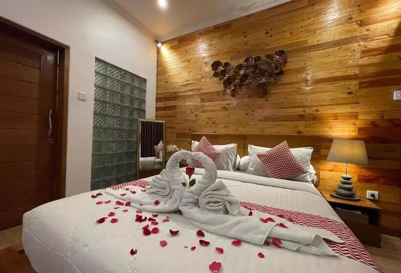 پانسیون Dong Jegeg Canggu