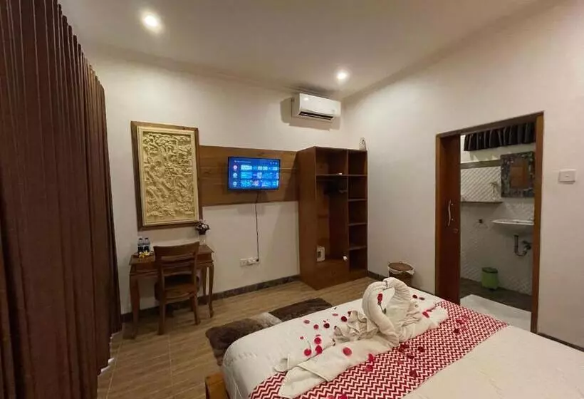 پانسیون Dong Jegeg Canggu