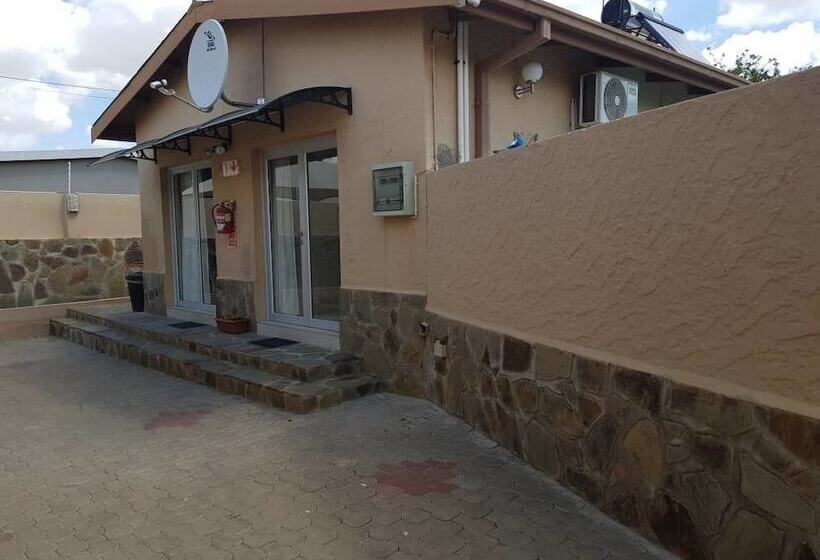 پانسیون Esperanca Guesthouse