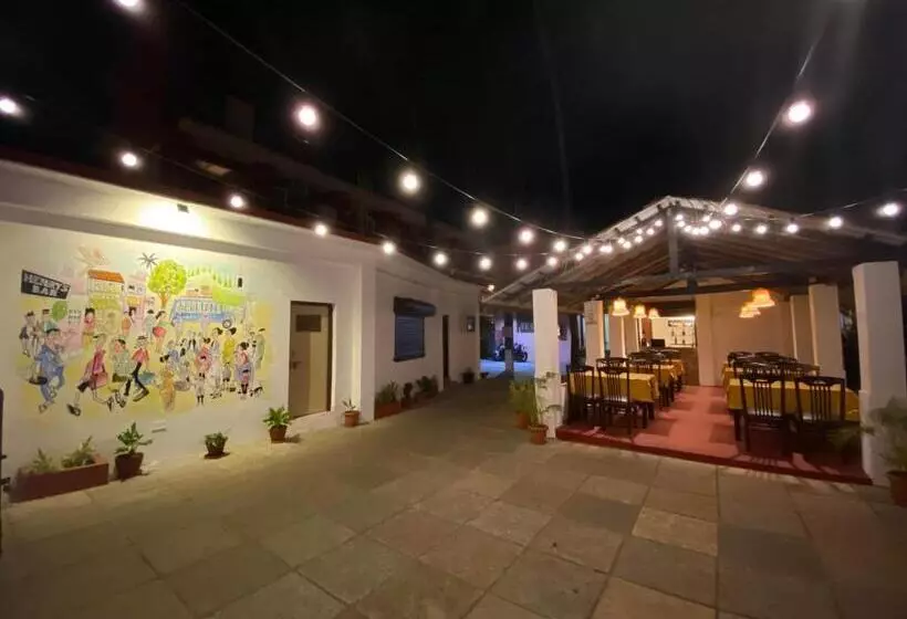 ペンション Henry S Place