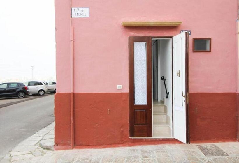 مبيت وإفطار Camera Vista Mare Holidayz