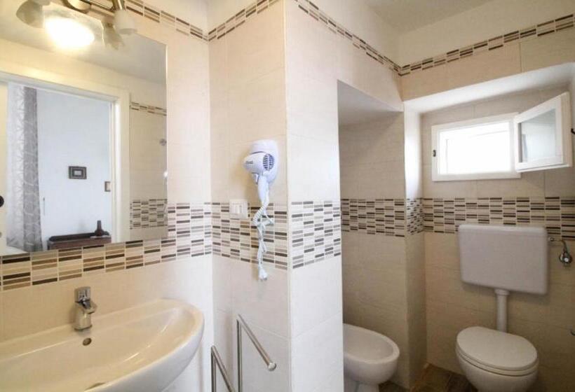 مبيت وإفطار Camera Vista Mare Holidayz