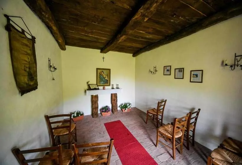 هتل Agriturismo La Valle Dei Bronzetti