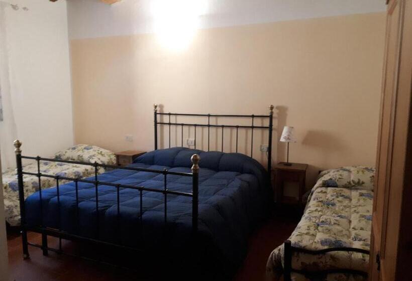 호텔 Agriturismo La Valle Dei Bronzetti