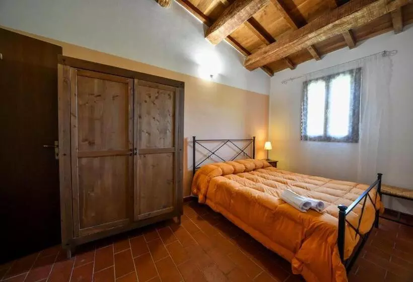 هتل Agriturismo La Valle Dei Bronzetti