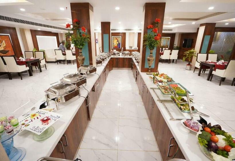 هتل Millenia Regency Lucknow