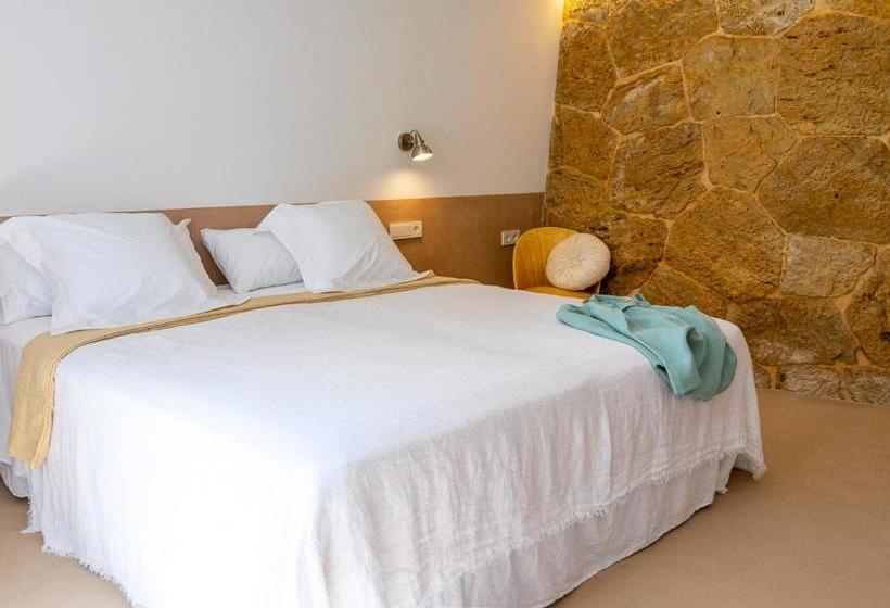 בית מלון כפרי Noualt