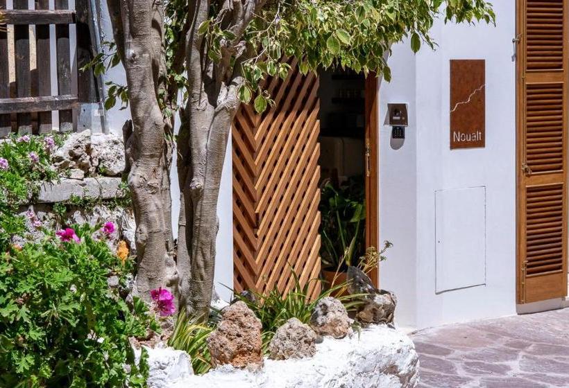 בית מלון כפרי Noualt