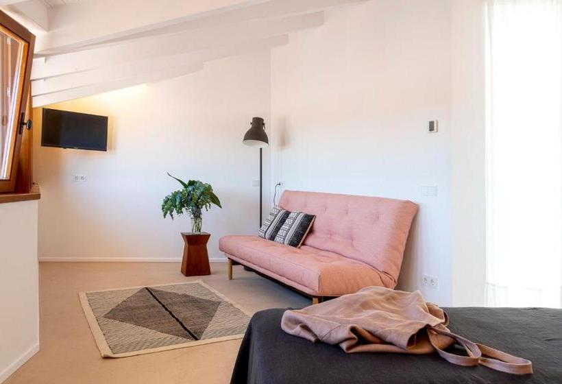 בית מלון כפרי Noualt