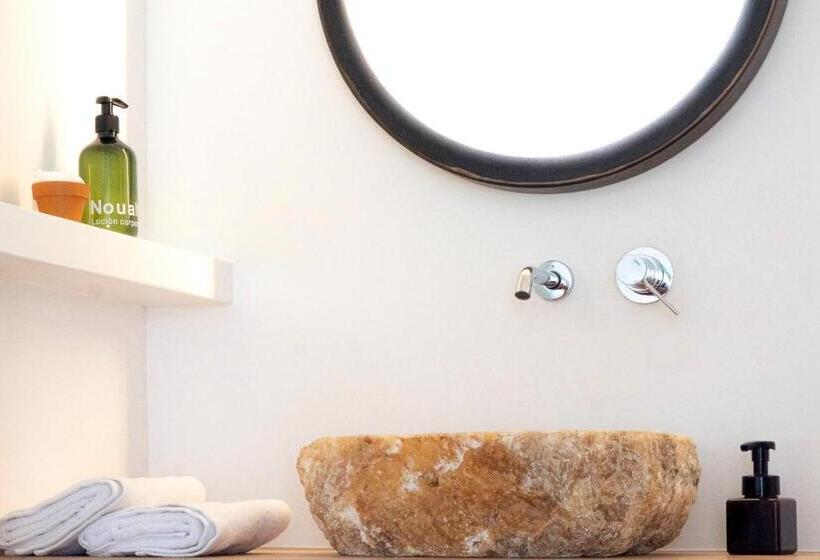 בית מלון כפרי Noualt