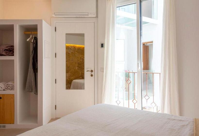 בית מלון כפרי Noualt