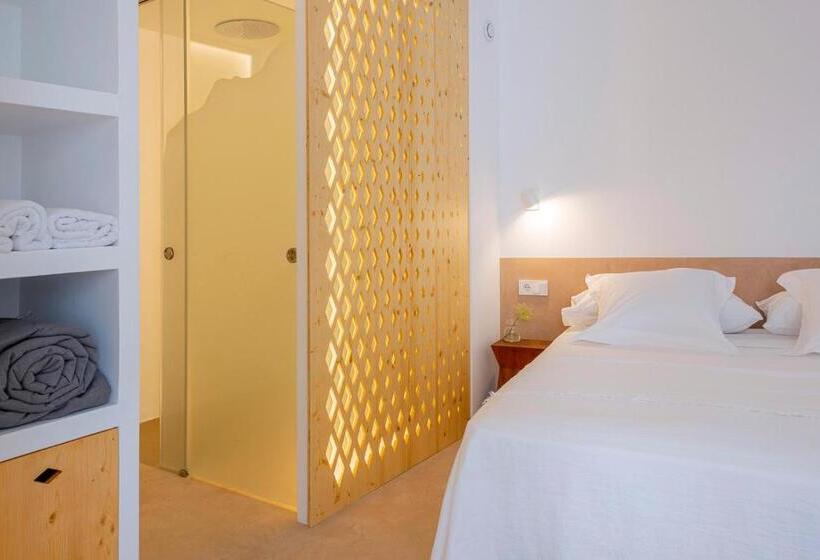 בית מלון כפרי Noualt