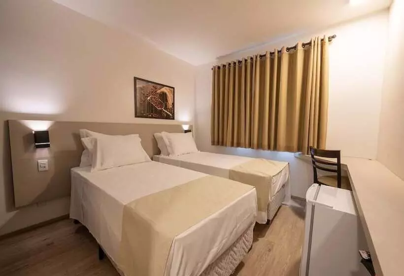 Hotelli Via Garden Varginha