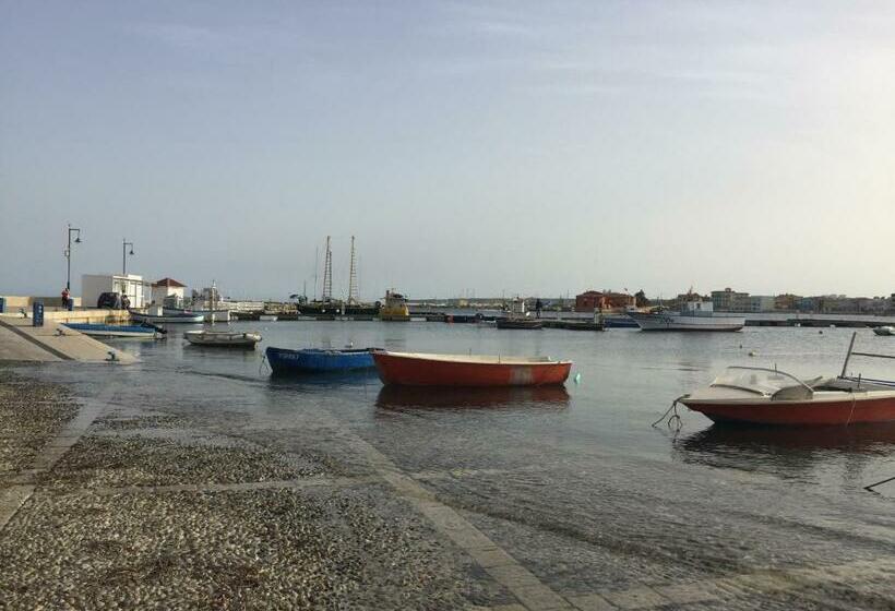 פנסיון Paolino Exclusive Rooms