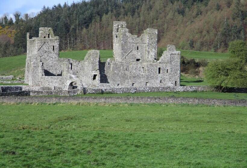 Whitaker Lodge Bed & Breakfast