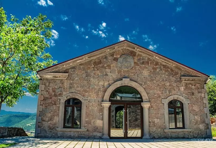هتل Khoreayi Dzor